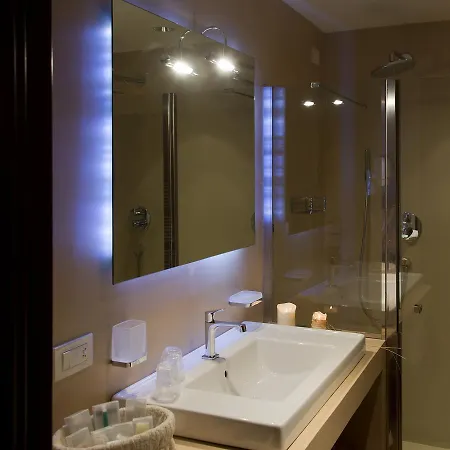 Отель Corte Borromeo 4*